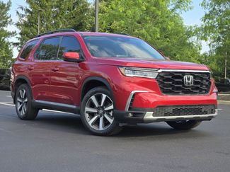 Certified 2023 Honda Pilot Touring video 2