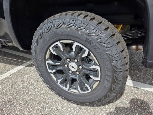 New 2026 Chevrolet Silverado 1500 ZR2 AWD/4WD image 24