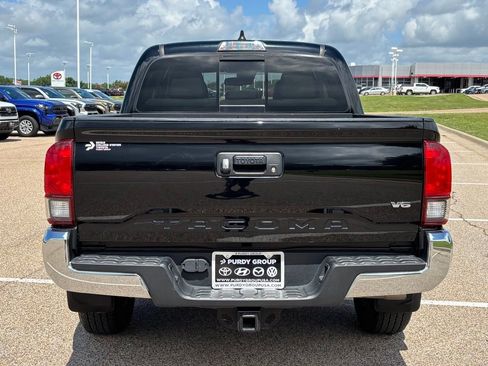 Used 2023 Toyota Tacoma SR5 RWD image 6