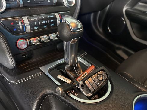 Used 2022 Ford Mustang GT Premium w/ Equipment Group 401A RWD image 17