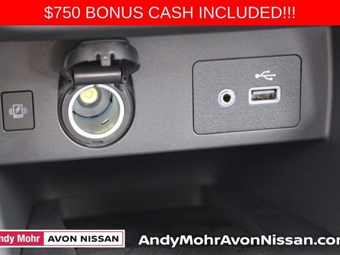 New 2025 Nissan Versa SV w/ Trunk Package image 23