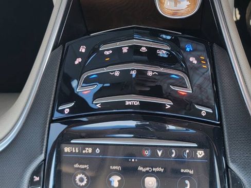 Used 2018 Cadillac XTS Luxury FWD image 26