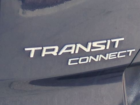 Used 2018 Ford Transit Connect XLT image 13