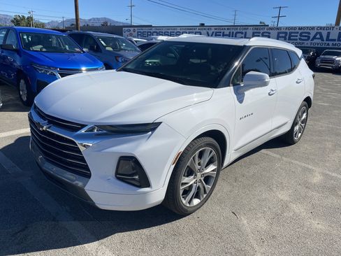 Used 2019 Chevrolet Blazer Premier w/ Sun and Wheels Package image 2