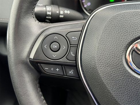 Certified 2022 Toyota RAV4 XLE Premium image 34