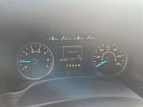 Used 2018 Ford F150 XLT w/ Equipment Group 302A Luxury image 10