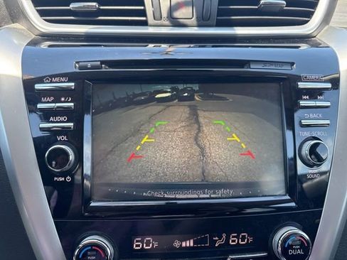 Used 2018 Nissan Murano SV FWD image 14