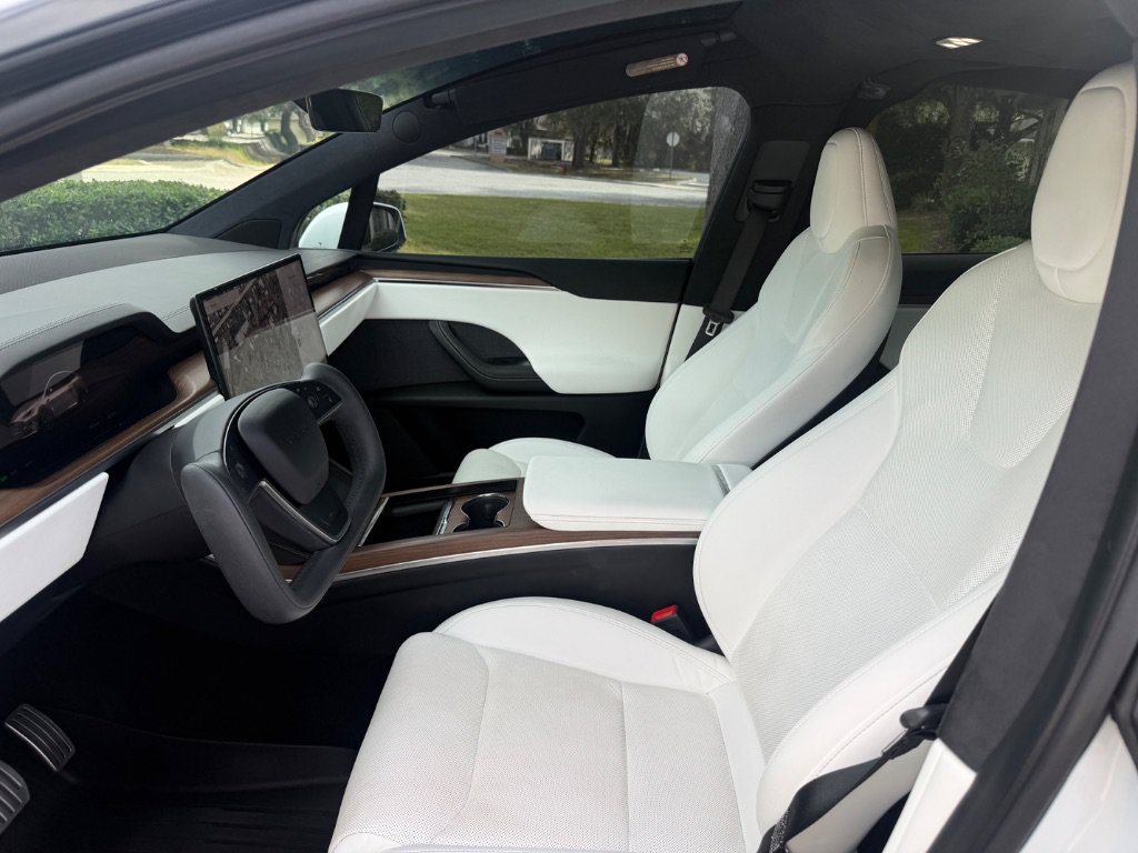Used 2023 Tesla Model X AWD/4WD image 14