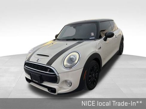 Used 2015 MINI Cooper S image 6