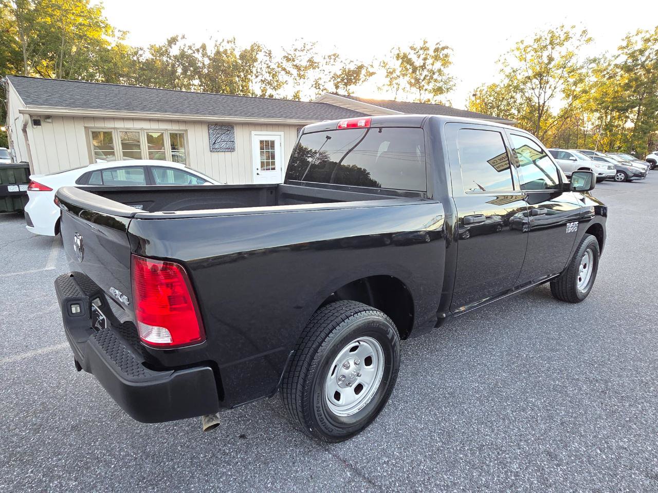 Used 2016 RAM 1500 Tradesman w/ Popular Equipment Group AWD/4WD image 9