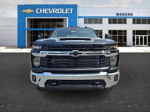 New 2026 Chevrolet Silverado 3500 LT w/ All Star Edition AWD/4WD image 8