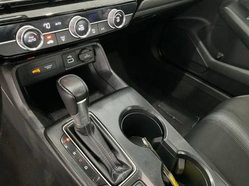 Used 2023 Honda Civic Sport image 10