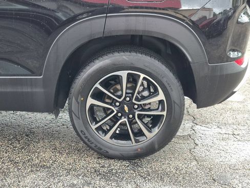 Used 2025 Chevrolet TrailBlazer LT AWD/4WD image 33