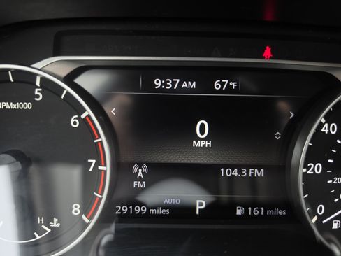 Used 2023 Nissan Rogue SV AWD/4WD image 25
