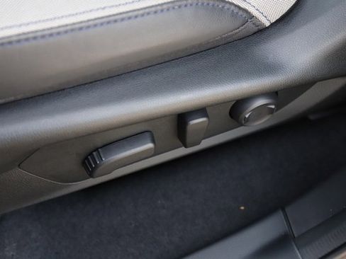 Used 2025 Subaru Forester Premium w/ Convenience Package #1 image 15