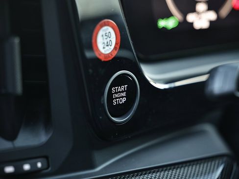 New 2026 Porsche Cayenne S image 24