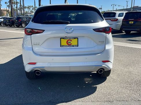 New 2025 MAZDA CX-5 Signature image 9