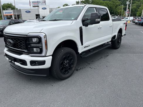 New 2026 Ford F250 Lariat w/ Black Appearance Package AWD/4WD image 31