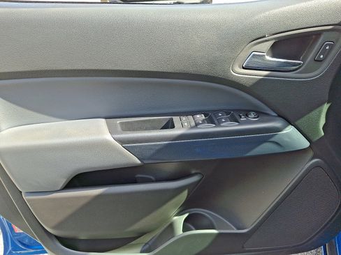 Used 2022 Chevrolet Colorado Z71 image 14