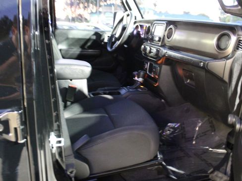 Used 2020 Jeep Wrangler Unlimited Sport AWD/4WD image 10