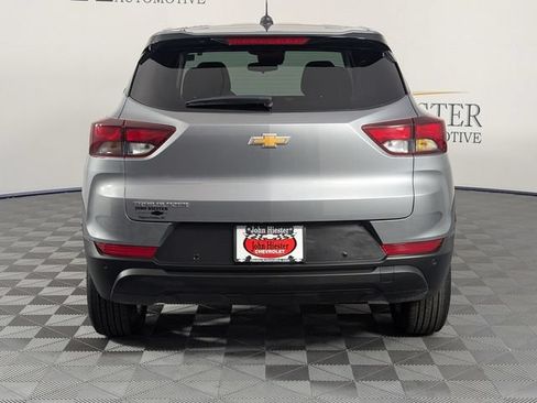 Certified 2024 Chevrolet TrailBlazer LS w/ LS Convenience Package FWD image 6