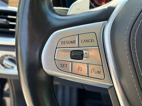 Used 2022 BMW 740i xDrive AWD/4WD image 18