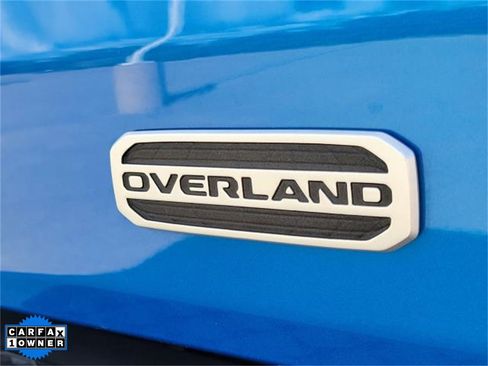 Used 2020 Jeep Gladiator Overland image 6