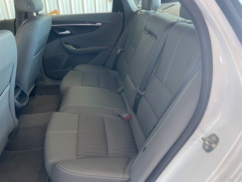 Used 2018 Chevrolet Impala LS FWD image 16