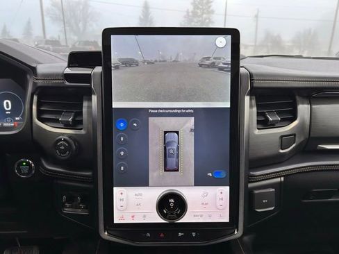 Used 2024 Ford Expedition Max Platinum image 23