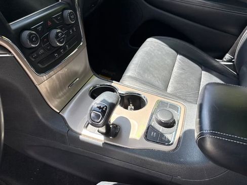 Used 2014 Jeep Grand Cherokee Limited AWD/4WD image 18
