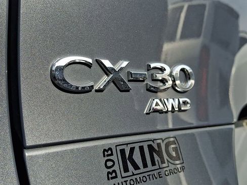 Used 2023 MAZDA CX-30 AWD 2.5 S w/ Preferred Package image 4