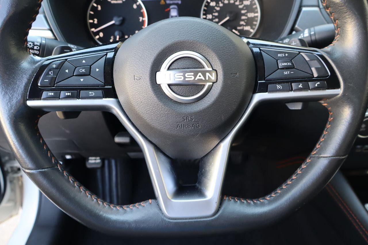 Used 2024 Nissan Altima 2.5 SR FWD image 11