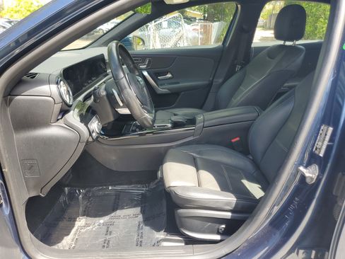 Used 2021 Mercedes-Benz A 220 image 13