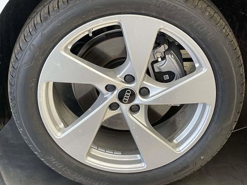 New 2025 Audi Q5 Premium Plus image 11