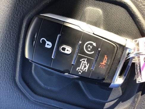 Used 2025 RAM 3500 Laramie AWD/4WD image 16