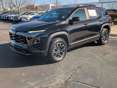 New 2026 Chevrolet Equinox ACTIV w/ Convenience Package III FWD image 3