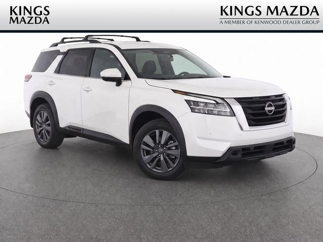 Used 2023 Nissan Pathfinder SV w/ SV Premium Package AWD/4WD image 1
