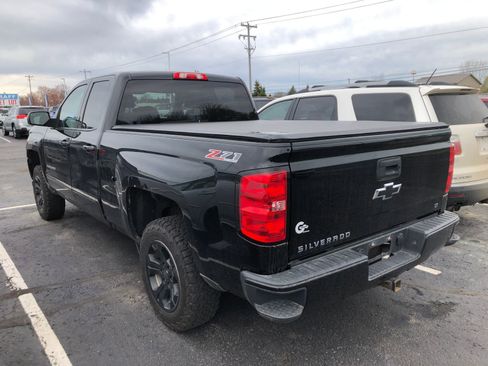 Used 2017 Chevrolet Silverado 1500 LT w/ All Star Edition AWD/4WD image 5