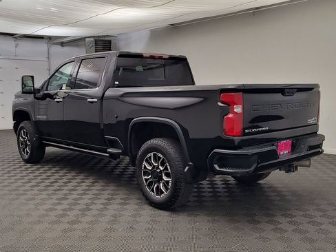 Used 2022 Chevrolet Silverado 3500 High Country w/ Z71 Off-Road Package AWD/4WD image 3
