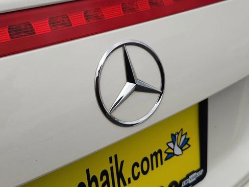 Used 2017 Mercedes-Benz SL 550 image 31