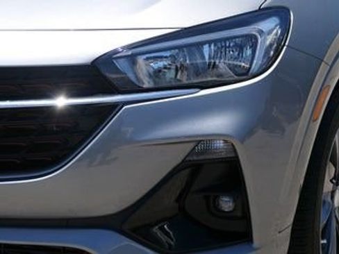 Used 2023 Buick Encore GX Select w/ Sport Touring Package FWD image 9