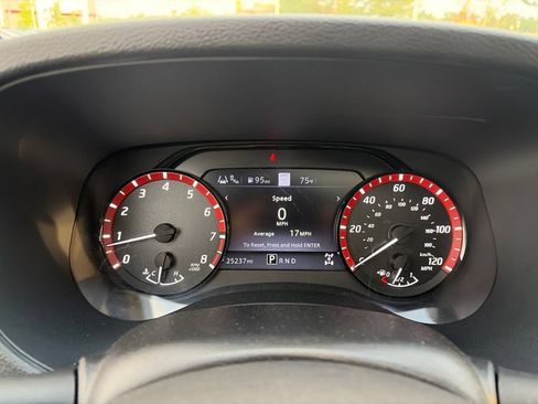Used 2023 Nissan Frontier PRO-4X w/ Pro-4X Premium Package AWD/4WD image 26