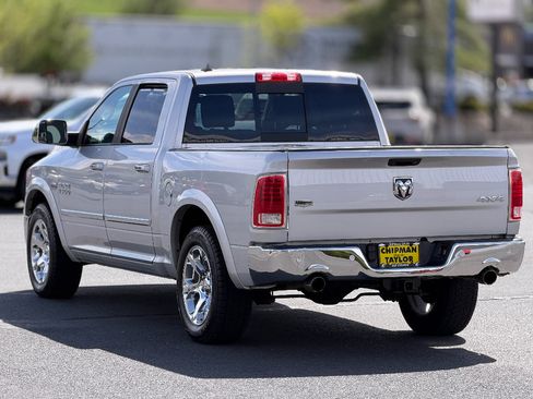 Used 2017 RAM 1500 Laramie w/ Convenience Group AWD/4WD image 17