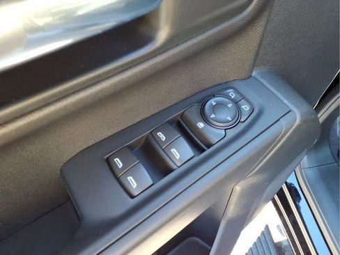 New 2026 Chevrolet Silverado 1500 Custom AWD/4WD image 15