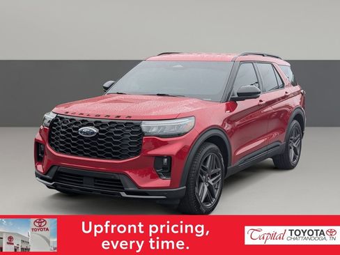 Used 2026 Ford Explorer ST-Line w/ ST-Line Street Pack RWD image 4