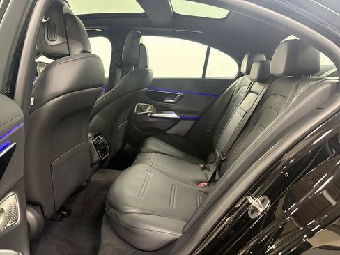 Used 2025 Mercedes-Benz E 53 AMG e 4MATIC Sedan image 29