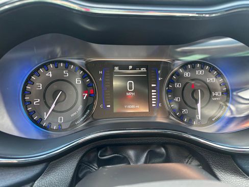 Used 2015 Chrysler 200 S AWD/4WD image 16