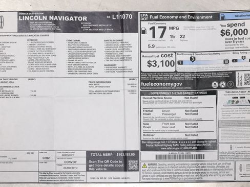 Used 2025 Lincoln Navigator Reserve AWD/4WD image 7