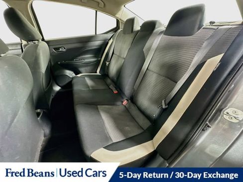 Used 2022 Nissan Versa SV FWD image 28
