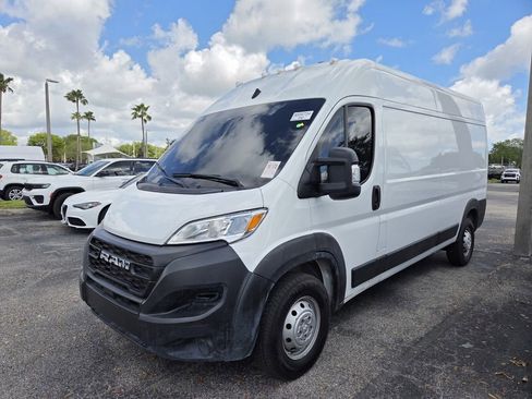 Used 2023 RAM ProMaster 2500 image 3